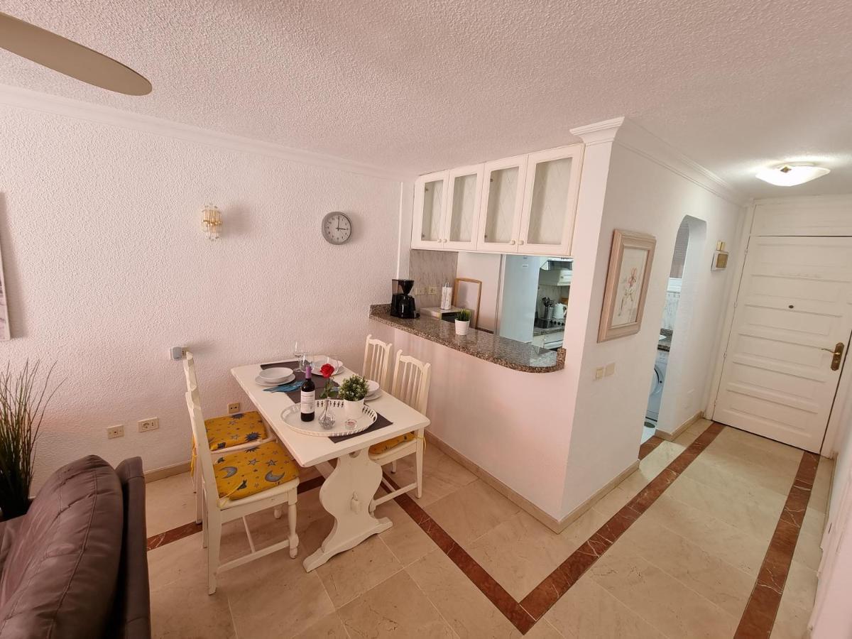 Casa Teide, Ground Floor Apartment Parque Santiago 1, Heated Pool, 100 M To Sea And Beach, Wifi Плая де лас Америкас Екстериор снимка