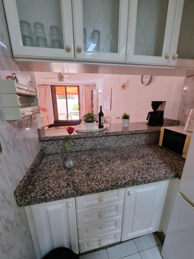 Casa Teide, Ground Floor Apartment Parque Santiago 1, Heated Pool, 100 M To Sea And Beach, Wifi Плая де лас Америкас Екстериор снимка